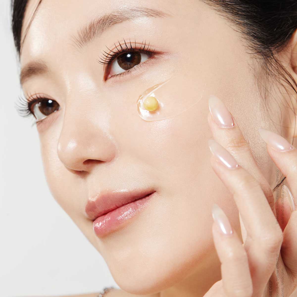 Medicube – Crema in capsule Deep Vitamina C – 55 g